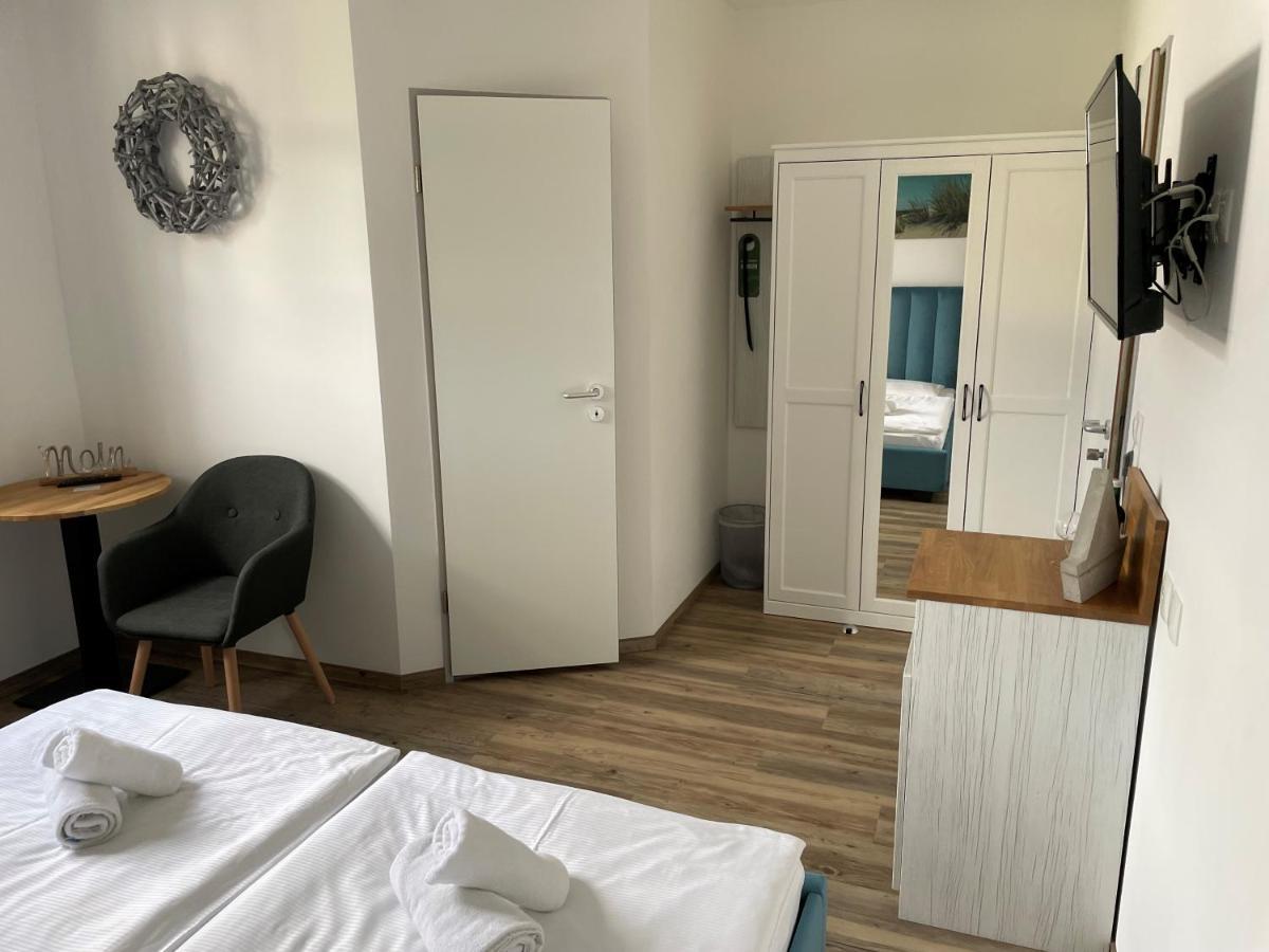 Hotel Meerblau Sellin  Екстер'єр фото